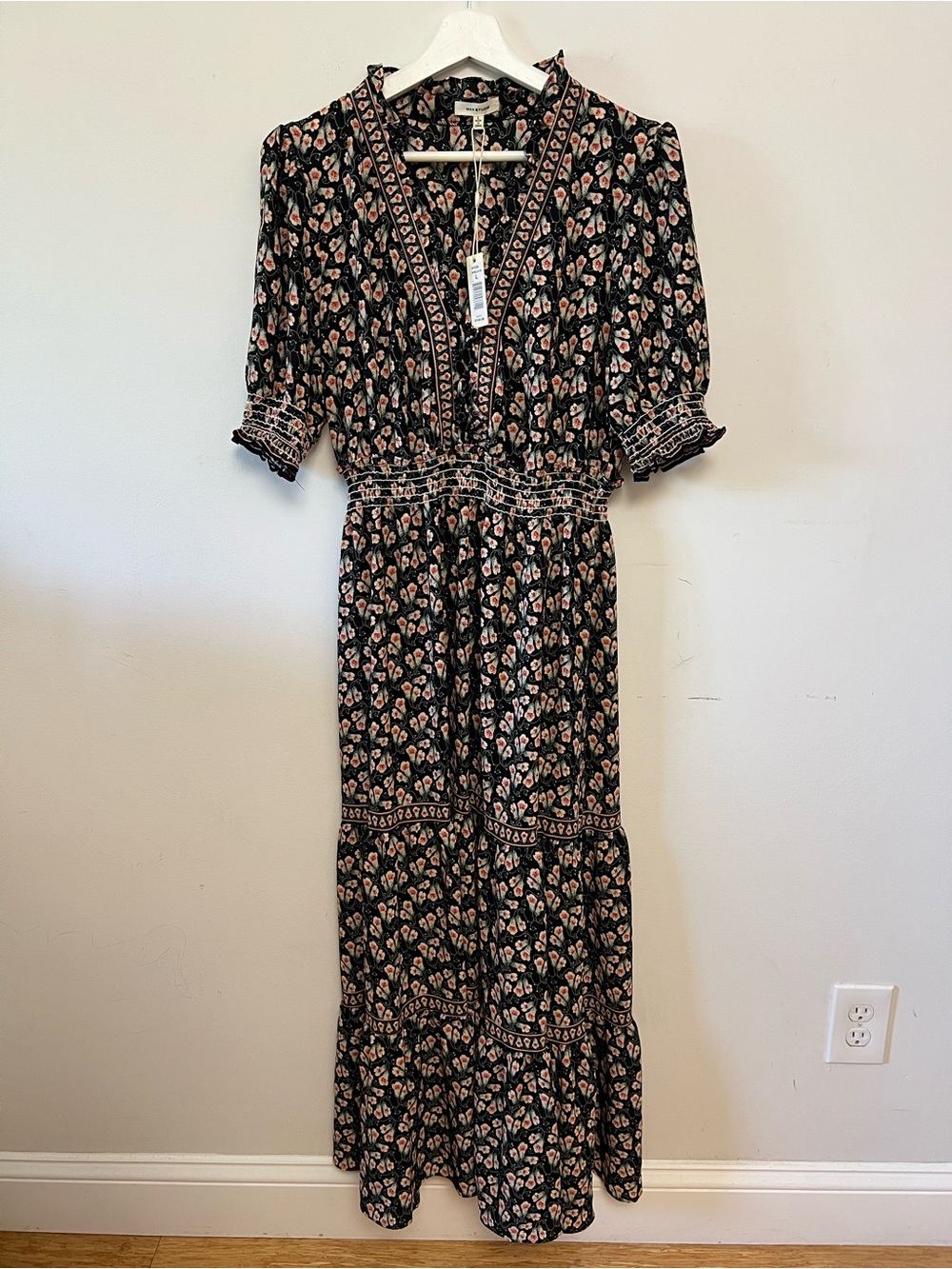 NWT Max Studio Black Floral V-Neck Tiered Maxi Dress Size L Boho Summer Style